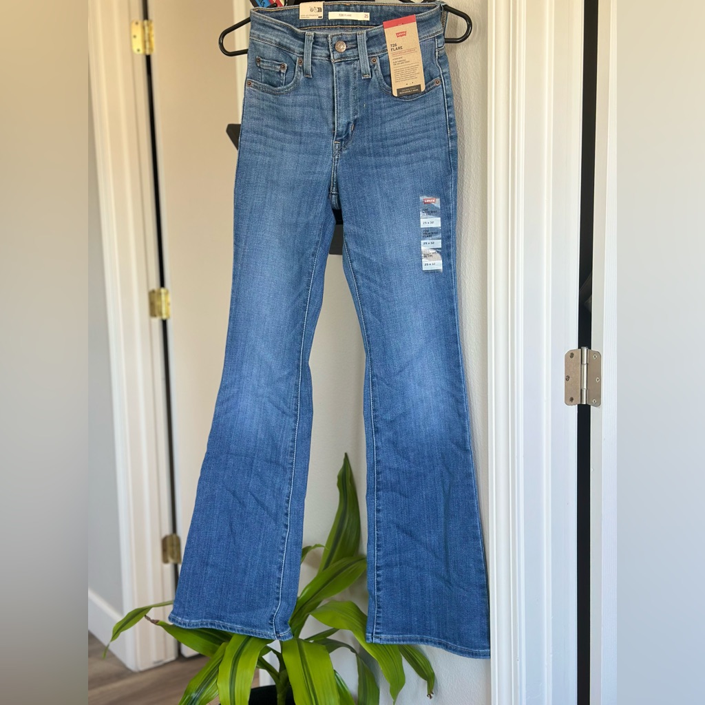 Levis 726 Flare Jeans